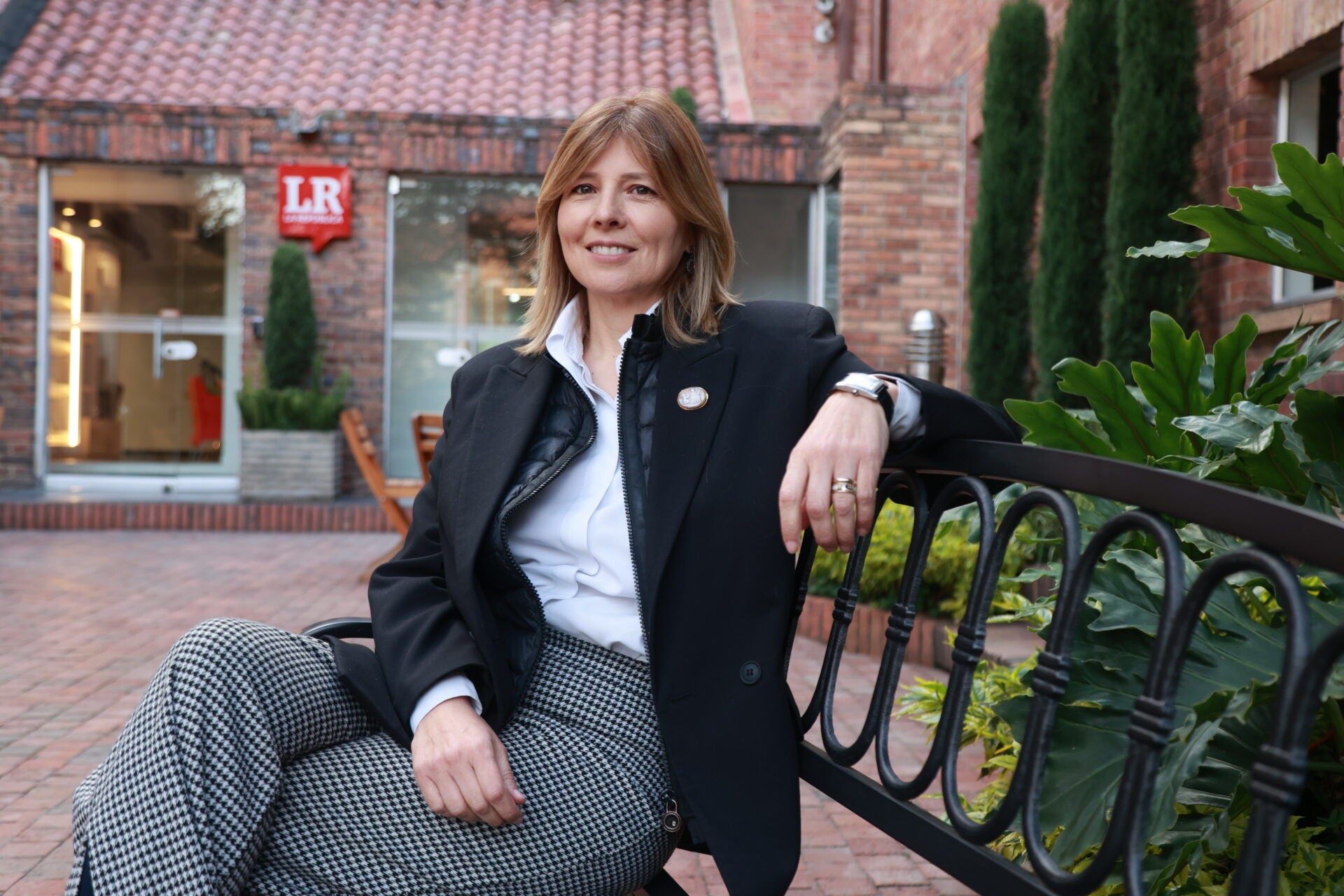 Adriana Guillén, presidente de Asocajas