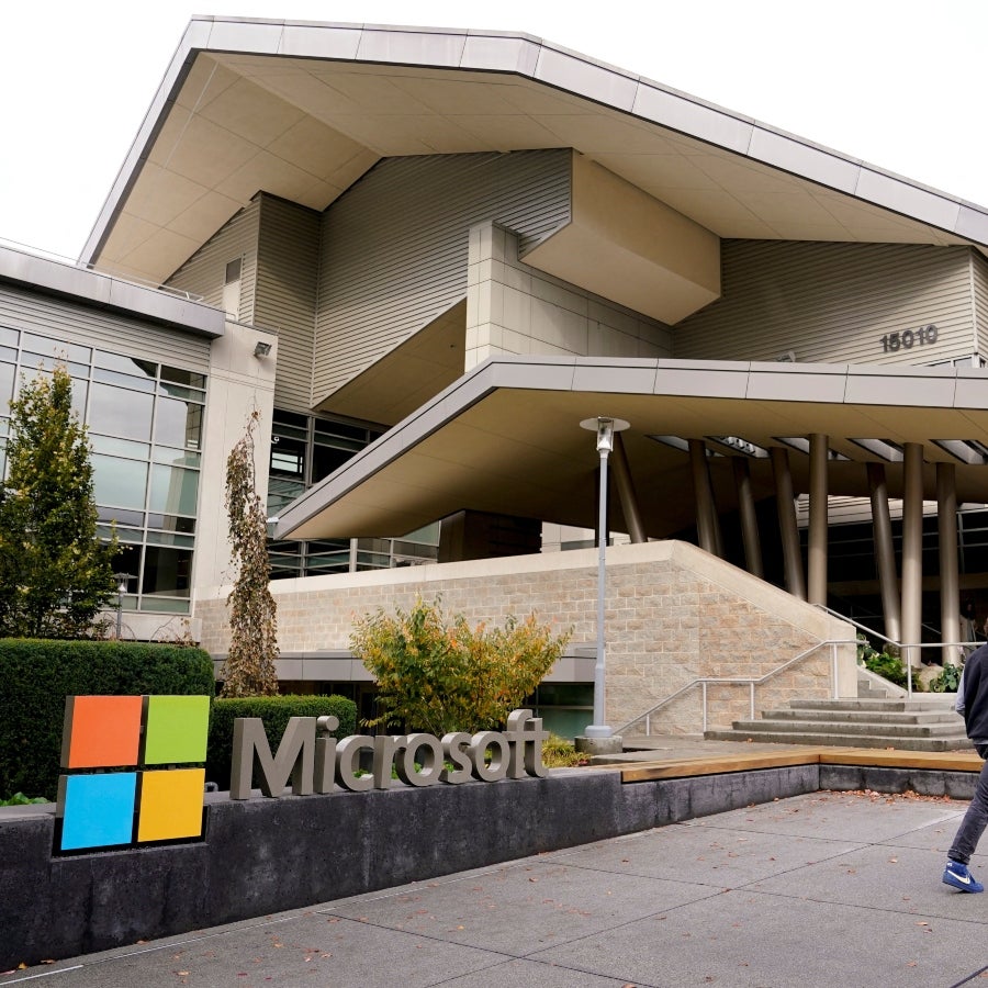 Microsoft ofrece retiro voluntario a 25% de su nómina mientras invierte en IA
